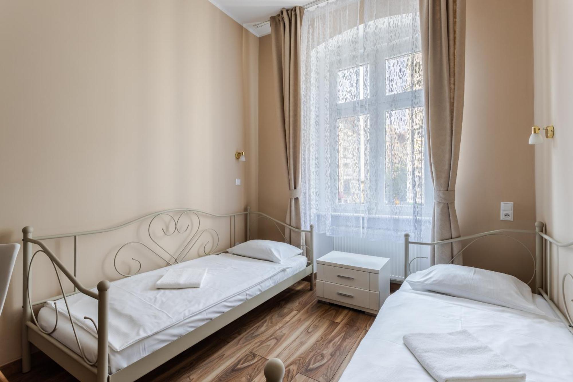 Functional And Comfortable Very Berry Studios In Poznan By Noclegi Renters Extérieur photo