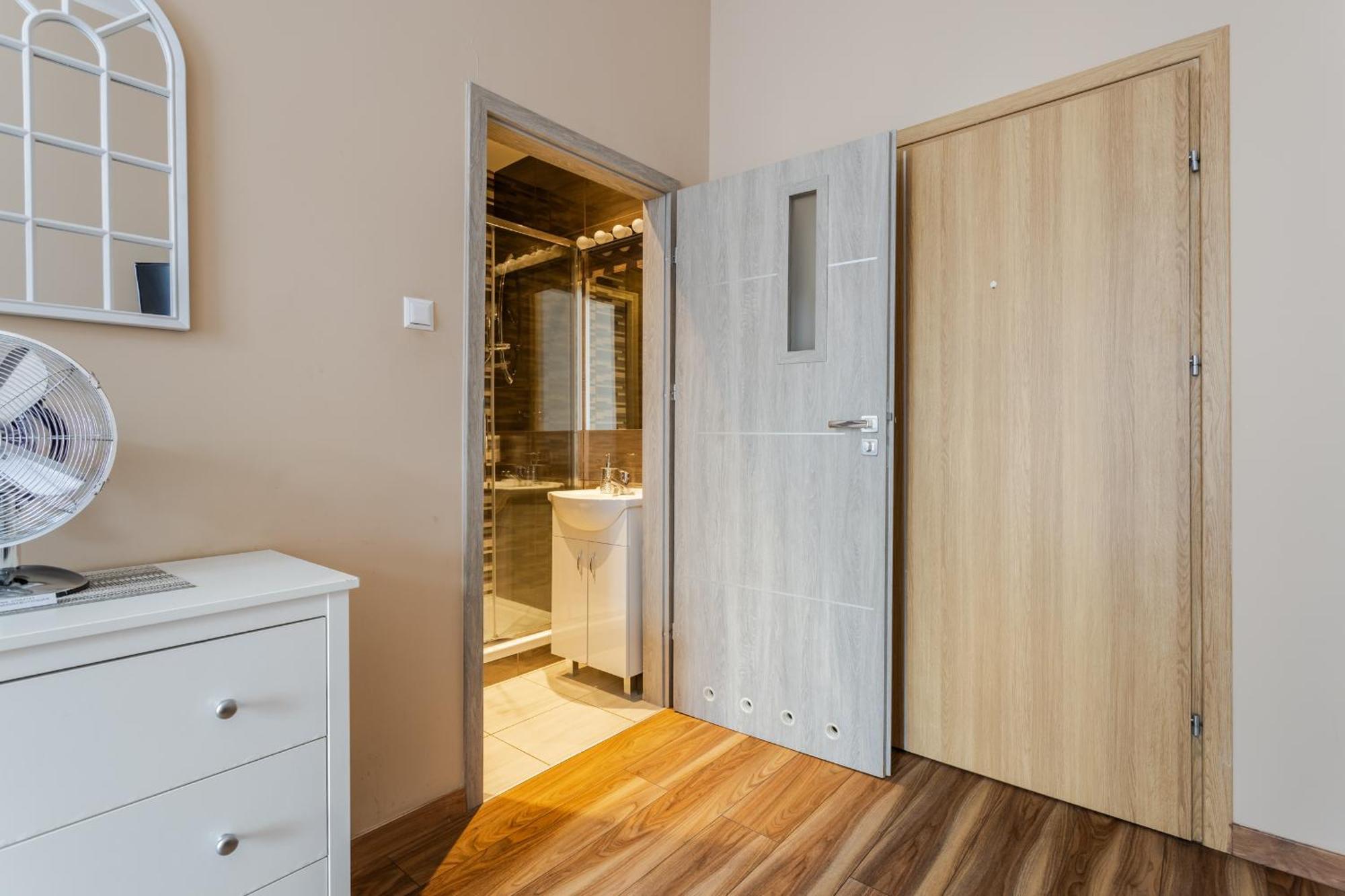 Functional And Comfortable Very Berry Studios In Poznan By Noclegi Renters Extérieur photo