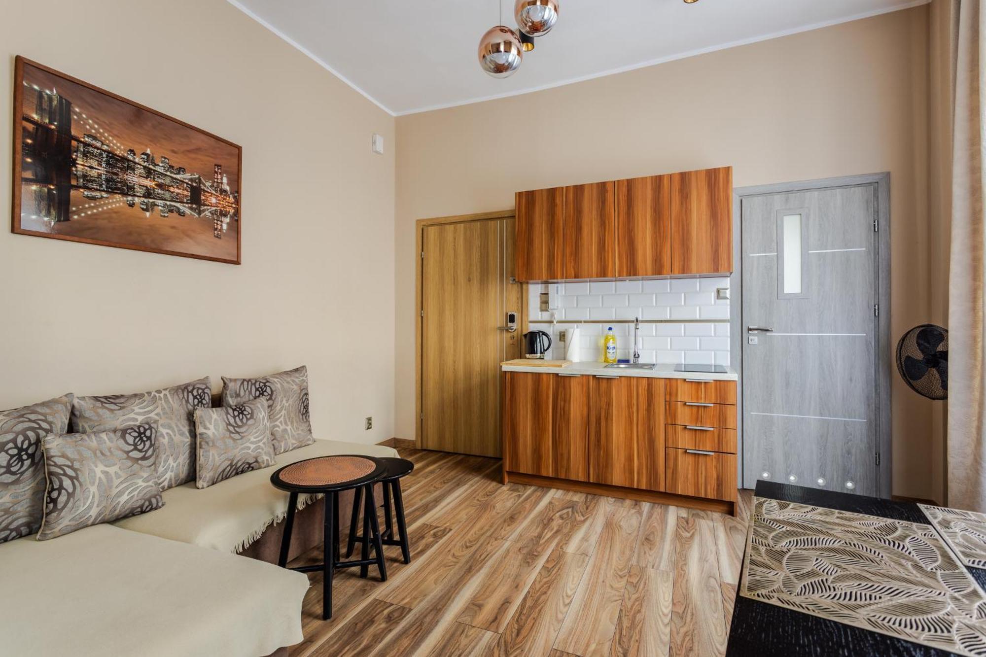 Functional And Comfortable Very Berry Studios In Poznan By Noclegi Renters Extérieur photo