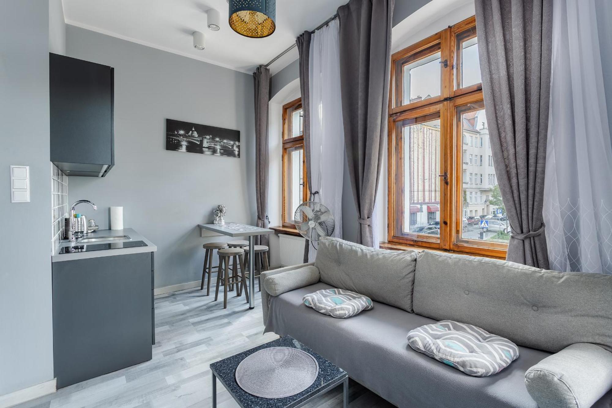 Functional And Comfortable Very Berry Studios In Poznan By Noclegi Renters Extérieur photo