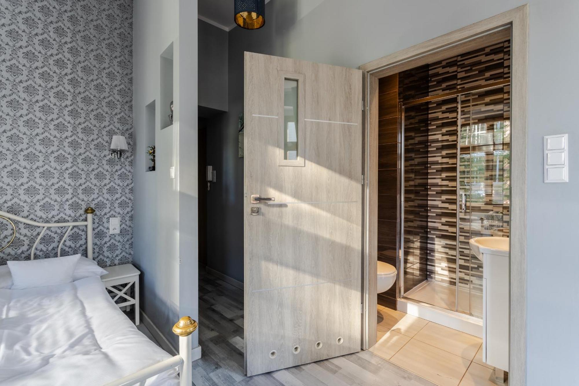 Functional And Comfortable Very Berry Studios In Poznan By Noclegi Renters Extérieur photo